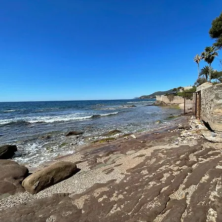 Maison Familiale - Privee Lejlighed Carqueiranne